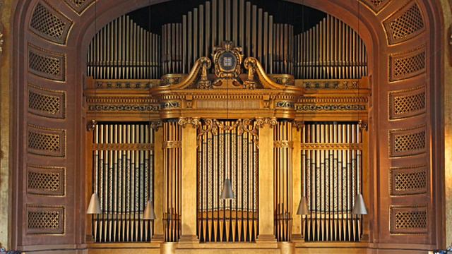 John Cook Fanfare played by Mary Dolch on the Newberry Memorial Organ of Woolsey Hall, New Haven, C смотреть онлайн