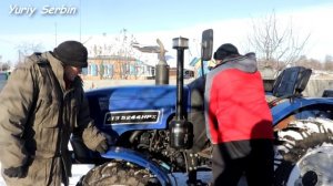 ЗАМЕЛО!!! Пробиваю дорогу, вивожу сніг!!! Трактор глохне. Запарафінилась СОЛЯРКА!!!
