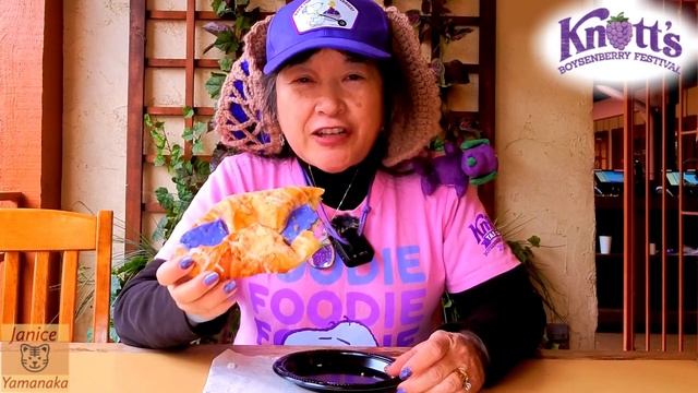 2023 Knott's Boysenberry Festival: Boysenberry Cheese Danish at Ghost Town Bakery #knottsberryfarm смотреть онлайн
