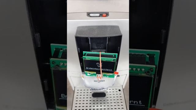 Новый дисплейный блок на Nivona 8xx с потухшим дисплеем (без платы инверсии) смотреть онлайн