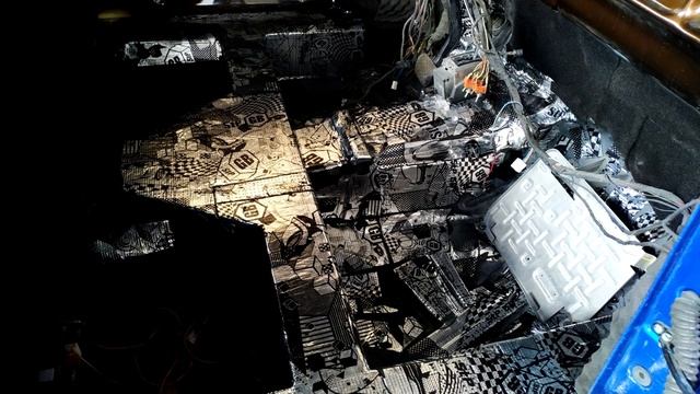 Шумоизоляция салона ЗИЛ РЕВОЛЮЧИЯ ЧЕЧНЯ смотреть онлайн