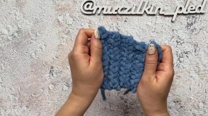 Шапочка чепчик из Alize Puffy fine. Шапочка для новорожденных. Вязание руками, без спиц и крючка