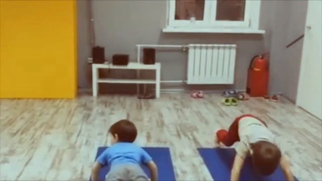 Каратэ для детей "Клуб Каратэ №1" Коммунарка.Тренировка младшей группы смотреть онлайн