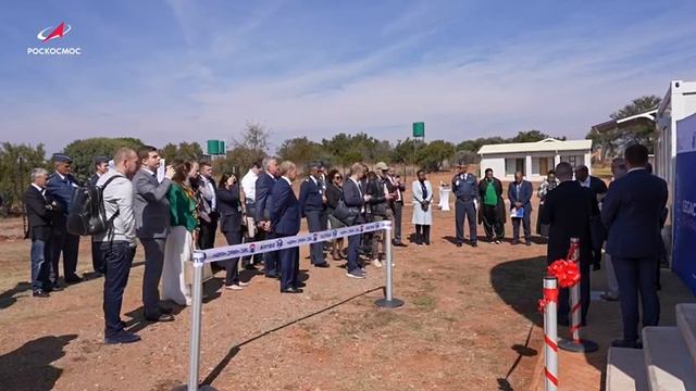 В центре внимания — регулирование и управление космическим движением смотреть онлайн