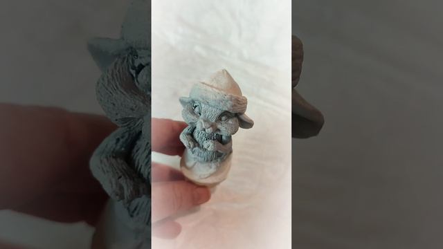 Новая ёлочная игрушка в работе.