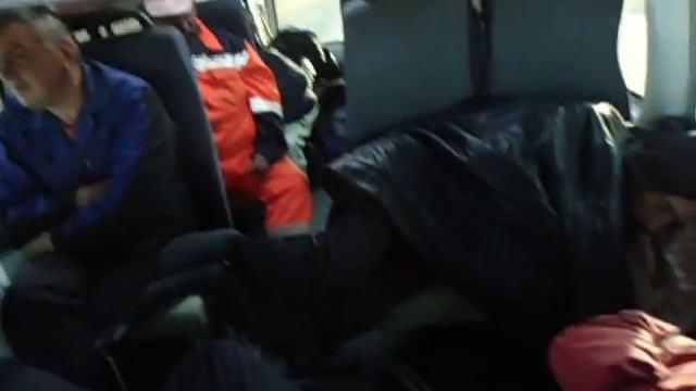 ПРИКОЛ Сладкий сон в Автобусе смотреть онлайн