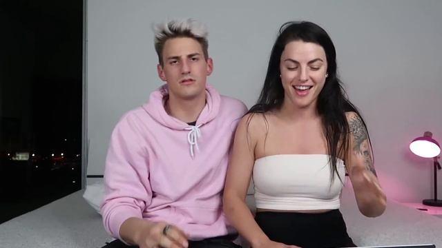 REACTING TO MY BOYFRIENDS VINES w OTHER GIRLS!