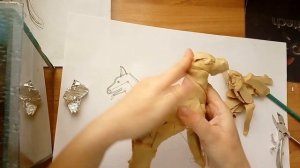Лепим собаку из пластилина.