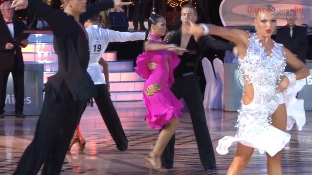 Neil Jones - Ekaterina Sokolova, 1/4 Rumba смотреть онлайн