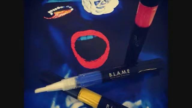 BLAME UV Makeup by Mehron смотреть онлайн