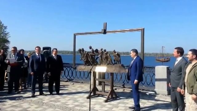 Бурлаки на Волге смотреть онлайн