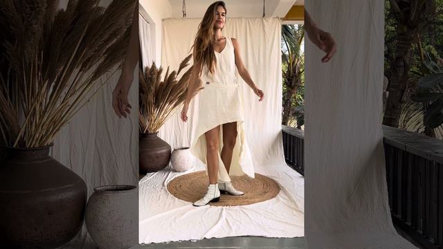 Chintamani 504 молочный Льняное асимметричное платье в стиле Бохо