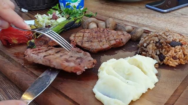 Обедаем рядом с мечетью Эюп Султан смотреть онлайн