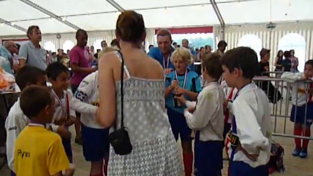 Huldiging MMC E1 - dag der kampioenen 3 (2010) смотреть онлайн