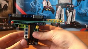 мини пистолет из лего техник (не мой)