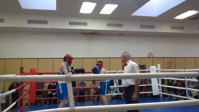 Лобанов И (син) win - неизв.соперн. 20.09.2015, Открытый ринг, бокс, Санкт-Петербург смотреть онлайн