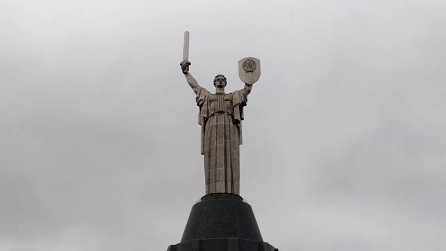 Самая известная достопримечательность Киева смотреть онлайн