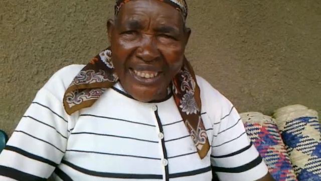 Kenya: Elderly deploying weaving talent смотреть онлайн