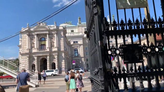 Как чилят в Австрии | Самое крутое место в Вене | Настоящая Австрия | Европейский влог | Дома в Вен смотреть онлайн
