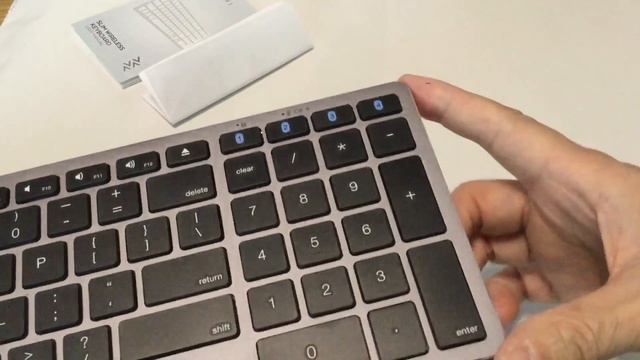 Satechi Bluetooth Mac OS Wireless Smart Keyboard・ワイヤレス キーボード 4台マルチペアリング可能 смотреть онлайн