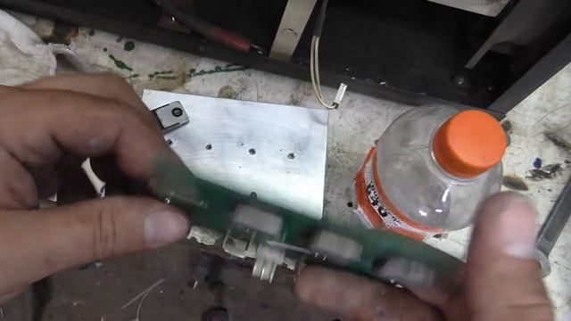 Полуавтомат FoxWeld InverMIG 155. "Нет массы". Ремонт смотреть онлайн