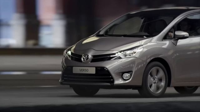 Toyota Verso 1.6 D-4D смотреть онлайн