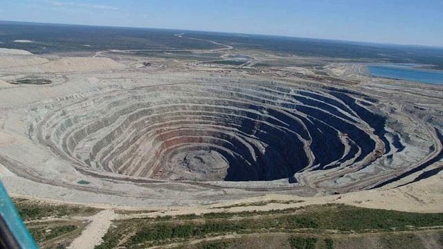 Самая холодная страна Африки смотреть онлайн