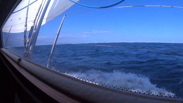 Ремонт яхты в море: ликвидируем воду в трюме| На велосипедах по острову Sottunga, Аландские острова смотреть онлайн