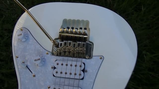 Ibanez JEM 7v Signature Steve Vai (Réplica) vendida pela Seven Fire смотреть онлайн