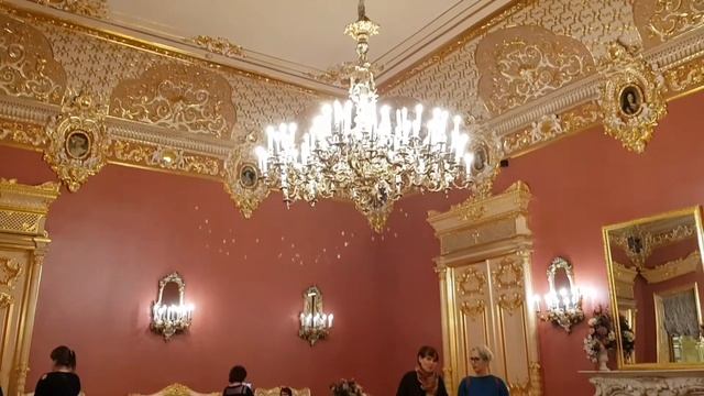 Театр музыкальной комедии, Санкт-Петербург смотреть онлайн