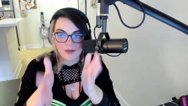 ACTUAL Voice Acting | Marissa Lenti | 1 Storey Building | Ep. 31