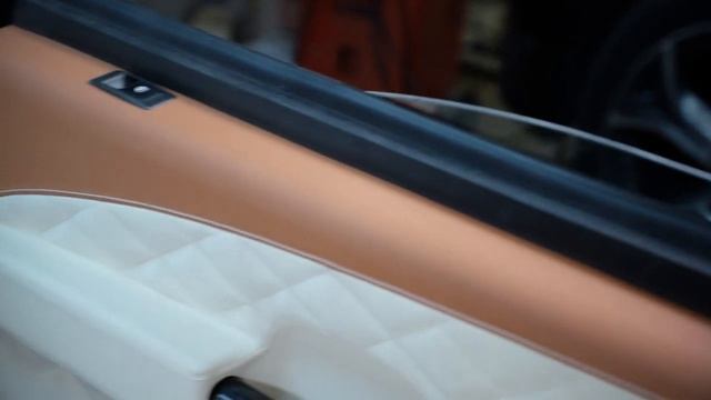 Доработали Электрокар Polaris 2021 - светлый салон, торпедо, потолок, стеклоподъемники, шумоизоляция