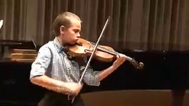 Mozart Violin Concerto #4 / Sebastian Carrasco (11 Years)