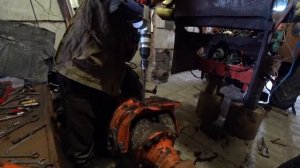 Ремонт трактора Т-40 ч № 2 ,передний мост.