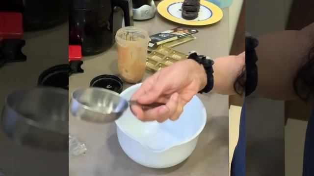 KETO PEANUT BUTTER CHOCOLATE CHIP FUDGE/ смотреть онлайн