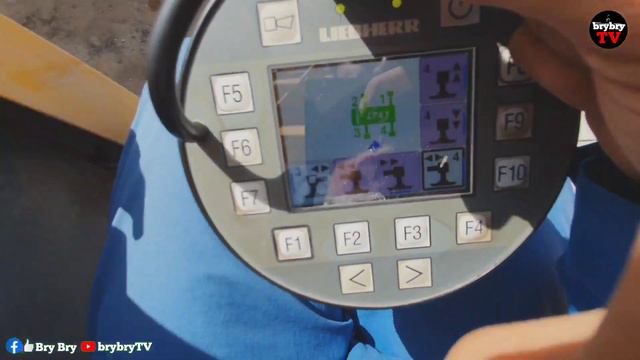 HOW TO USE THE BTT OF LIEBHERR  LICCON 2 ON OUT RIGGERS | LTM1100-4.2 | BrybryTV