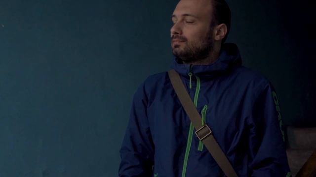 Меньше Больше смотреть онлайн