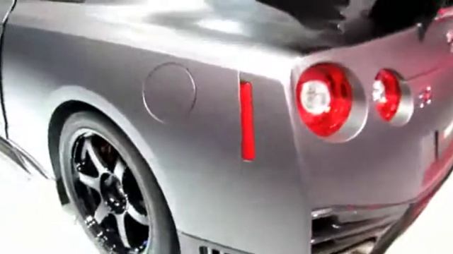 2015 Nissan GT-R Nismo смотреть онлайн