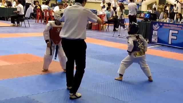 тхэквондо втф дети Ким Максим7лет 22кг. смотреть онлайн