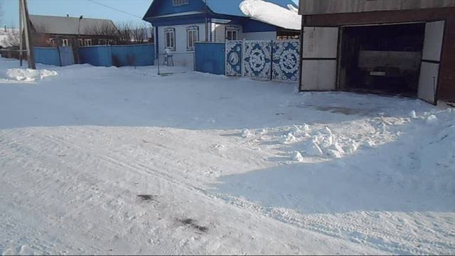 УАЗ-у хорошо зимой в тёплом гараже смотреть онлайн