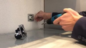 Розетка с USB входом: как заменить розетку в квартире?