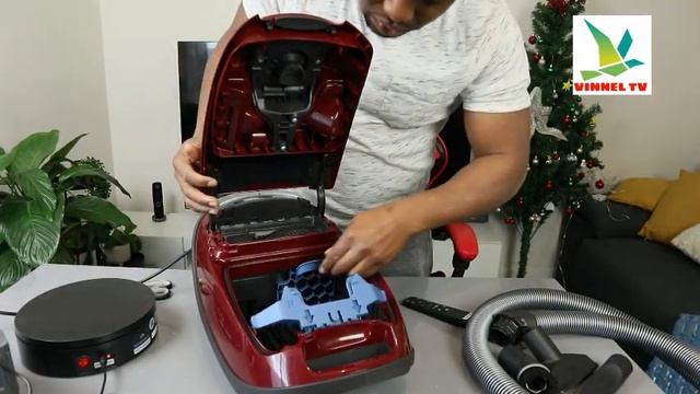 Miele Complete C3 Cat & Dog Powerline Cylinder Vacuum Cleaner First Look смотреть онлайн