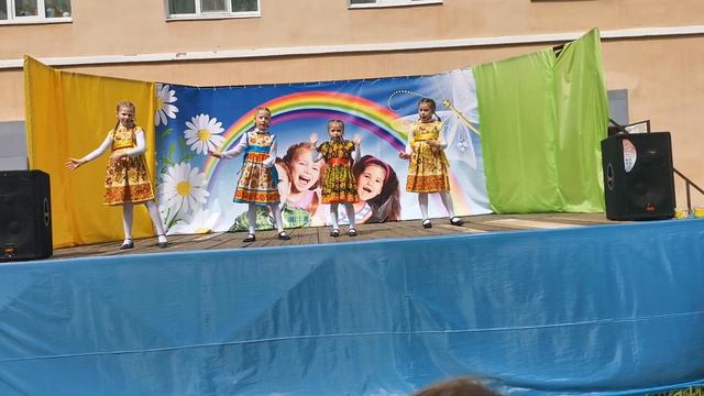 Камертон - У моей России смотреть онлайн