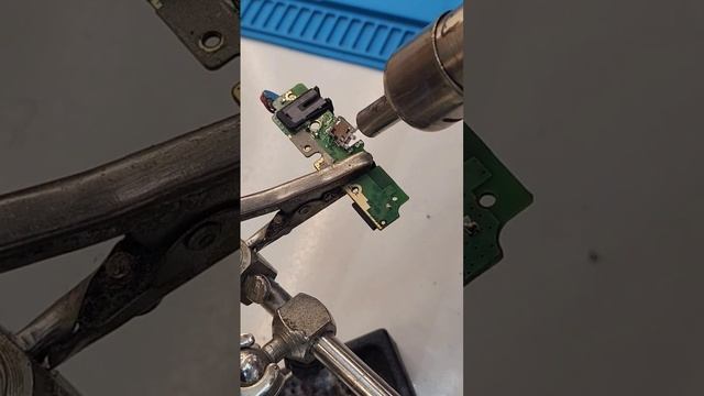 замена разъема и tekno spark 7 смотреть онлайн