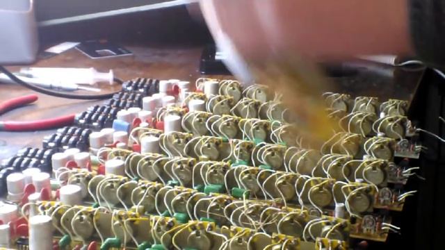 в чем есть техническое серебро Refining cesium смотреть онлайн