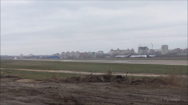 Взлет Ан-22 "Антей" с аэродрома Придача Воронеж (ВАСО) смотреть онлайн