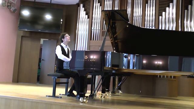 С.Рахманинов. Этюд-картина C-dur op.33. Исп.Георгий Абросов смотреть онлайн