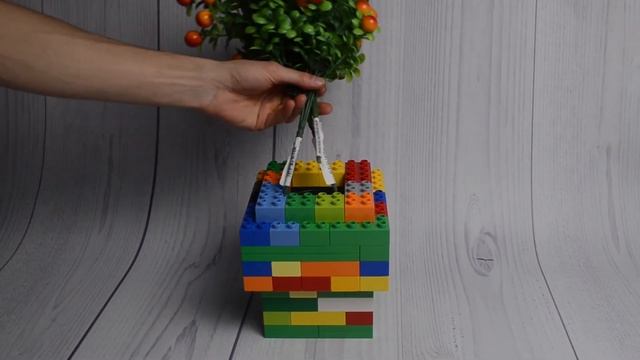 Ваза для цветов из LEGO | Поделки из лего своими руками | DIY из LEGO смотреть онлайн