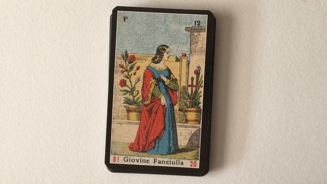 Every Day Oracle (Sibilla) | Flip Through смотреть онлайн