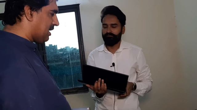 Laptop Wholesale Market In Pakistan 2022 |Cheapest Macbook | Imported Laptop | Best For Students